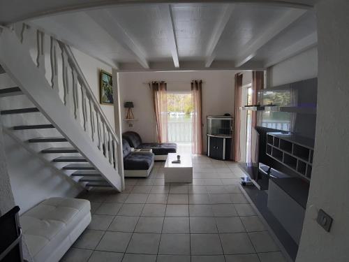 Vue Mer - DUPLEX F4 Marina du Gosier in Baimbridge