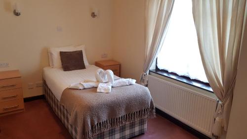 Aylesbray Lodge - image 3