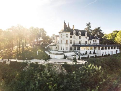 Chateau Le Prieure Saumur - La Maison Younan Gennes