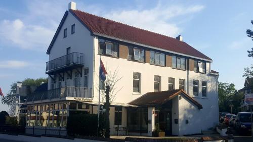 Zorn Hotel Duinlust, Noordwijk bei Warmond