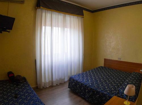 Albergo Dei Leoni - image 2