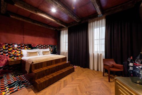 Book the Standard Double Room Standard Double Room