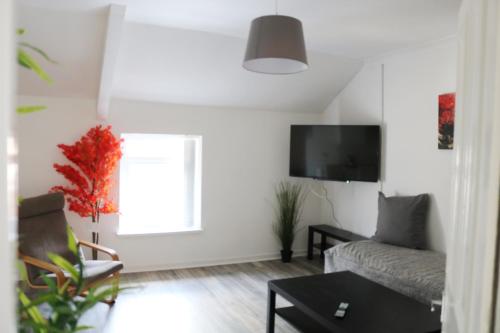 3 Fitzhamon Embankment APARTMENTS - main image