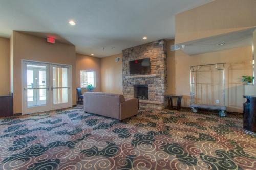 Cobblestone Inn & Suites - Wray