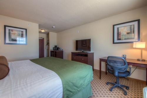 Cobblestone Inn & Suites - Wray Cobblestone Inn and Suites Wray is a popular choice amongst travelers in Holyoke (CO), whether exploring or just passing through. The hotel offers a wide range of amenities and perks to ensure you hav