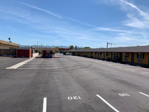 Wagon Wheel Motel