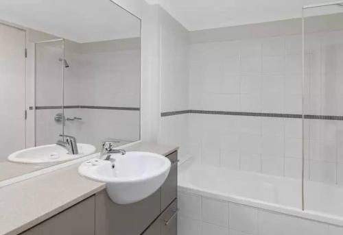 Sky River CBD apartment