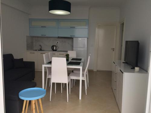 Apartments Albania - image 3