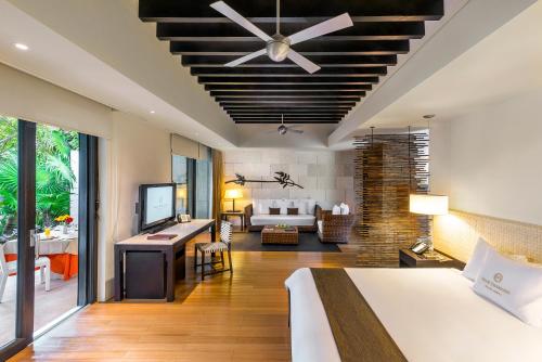 room detail thumbnail 0