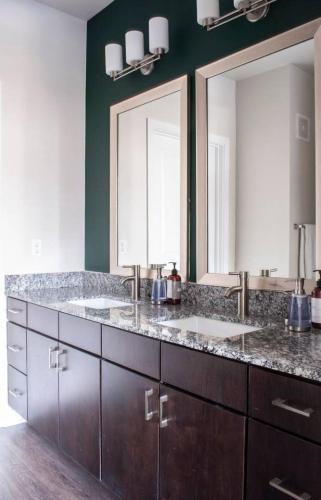1BR South Congress Apt #2310 | Pool by WanderJaunt - image 8