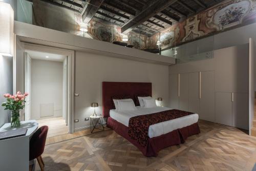 Palazzo Del Carretto-Art Apartments - image 9