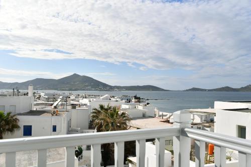 ALMYRA SeaView Maisonette in Naousa Paros