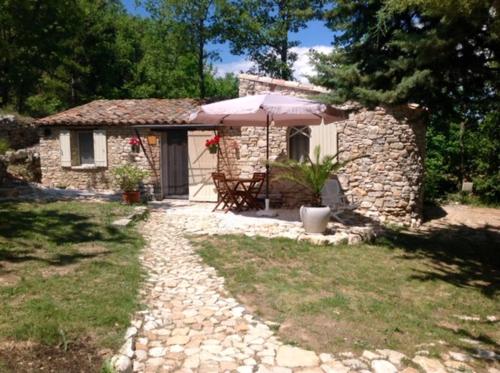 Le bastidon du Luberon gîte à louer Saint-Amas