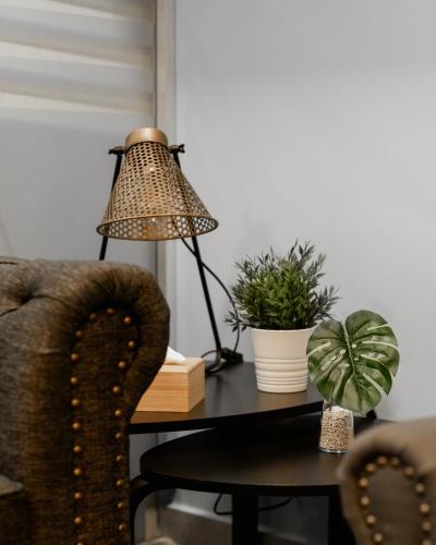 One-Bedroom Apartment image 10
