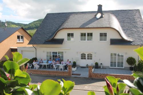 Wein- und Gästehaus Binz-Meyer - Lieser