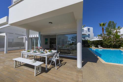 Oceania Villa 5