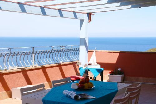 balkon/terras, Attico Baja Ostina 3 bedrooms apartment in Terrabianca in Terrabianca