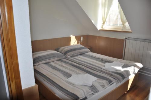  Tengerszem Panzió in Bánk