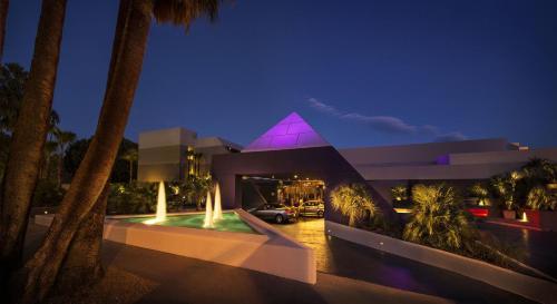 Entrance, Hotel Zoso in Palm Springs (CA)