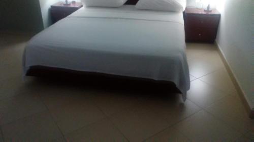 Hotel Majestic – Ksamil, OR