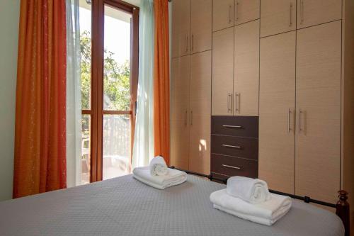 Laconian Collection : Harision Residence : - image 37