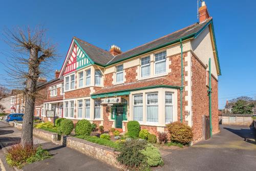 Kenella House - Accommodation - Minehead