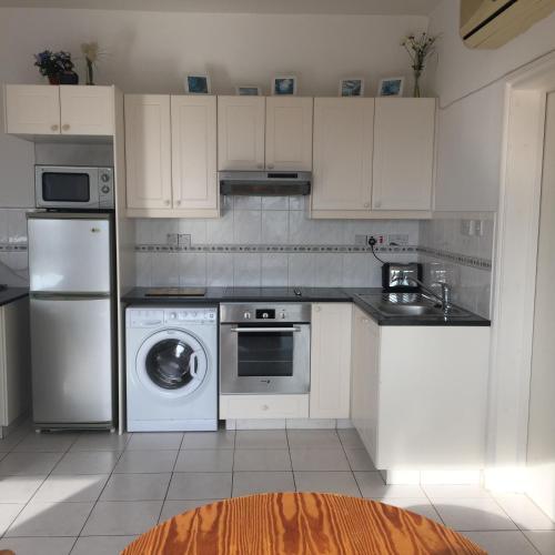 TALA HILLS Apartments