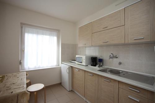 Siesta Apartmanház Balatonfüred (Siesta Apartmanhaz Balatonfured) in バラトンフレッド