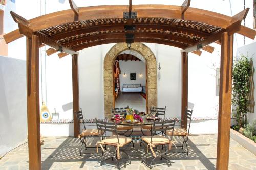  Annous Traditional Village House in 85102 Archangelos