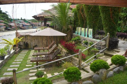 Junia Guesthouse Bukit Lawang Sampe Raya