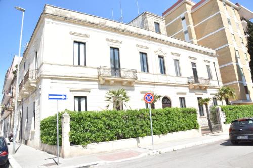 Foto 1: Sogni d'oro Lecce