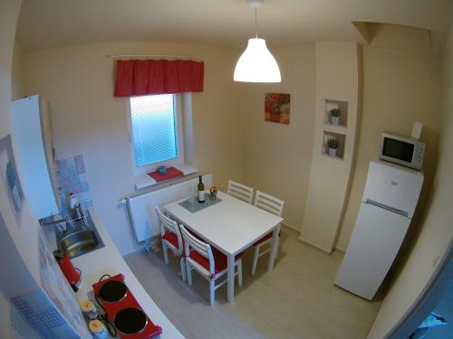 المرافق, Apartmán 501 (Apartman 501) in ستاري سموكوفيك