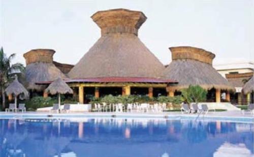 VACATION Full house with Private Pool, 3 Bedroom photo