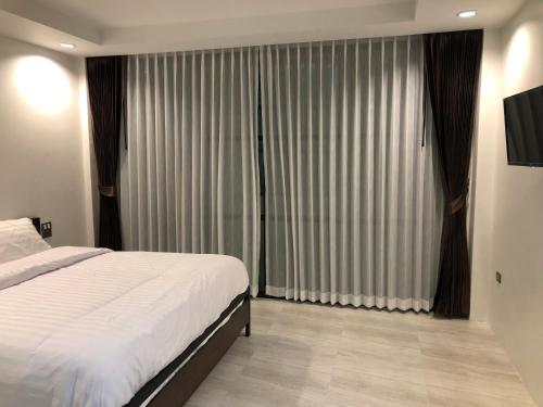 Richmond Nan Hotel near 왓 밍무앙