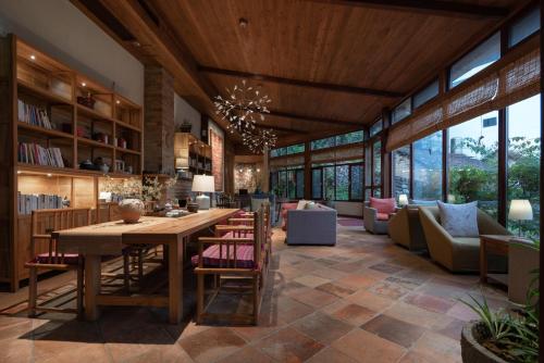 ล็อบบี้, The Apsara Lodge-Airport or TS Free pick-up over 3 nights in บิ๊ก บันยัน ทรี