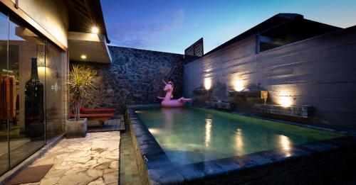Three-Bedroom Villa with Private Pool image 5