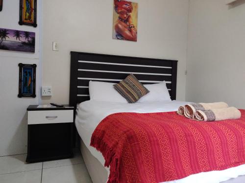 Jessica's Self-catering Room Type - Executive Queen Room.