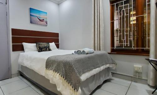 Jessica's Self-catering Room Type -  Modern Queen Room 