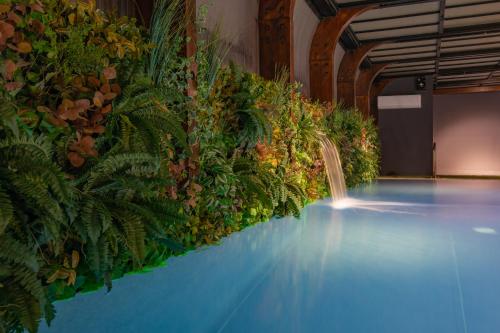 Well Hotel & Spa - image 8
