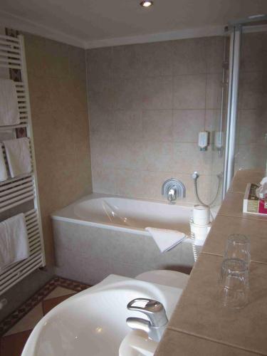 Wellnesshotel Bürgerstuben - image 2