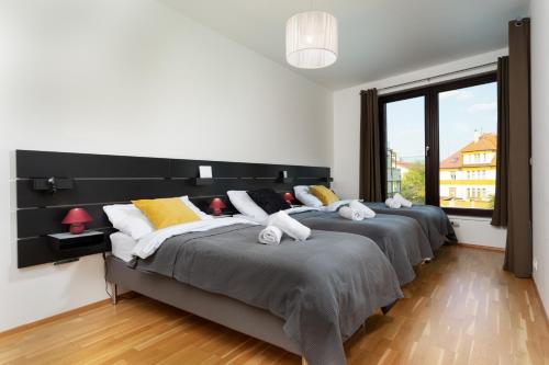 Fashionable Apartments Flora - image 6