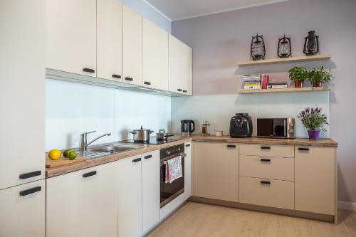 Raya Mansion Warsaw, Varšava (fotografie 8)