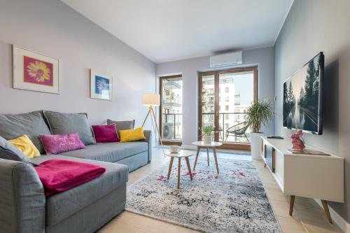 Raya Mansion Warsaw, Varšava