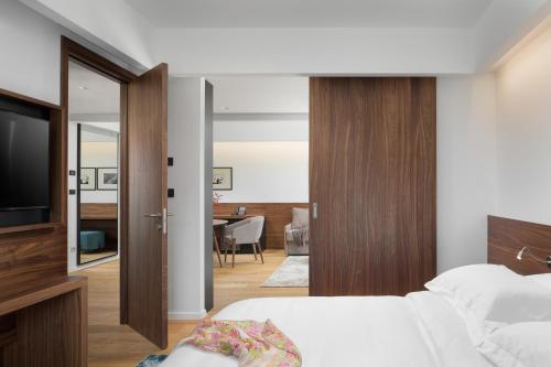 Hotel Milan - main image