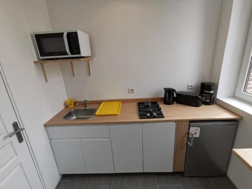 廚房, Manoir des Carreaux in 安古維爾