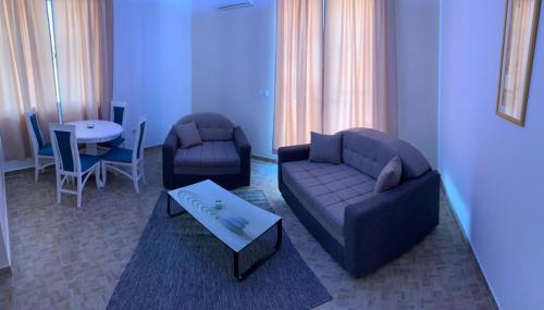 Airport view Apartment - main image