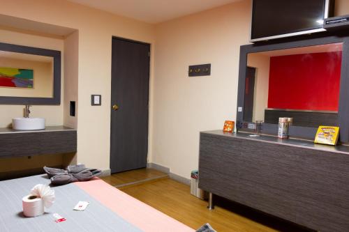 Quadruple Room room in Hotel H - Piet Adults Only