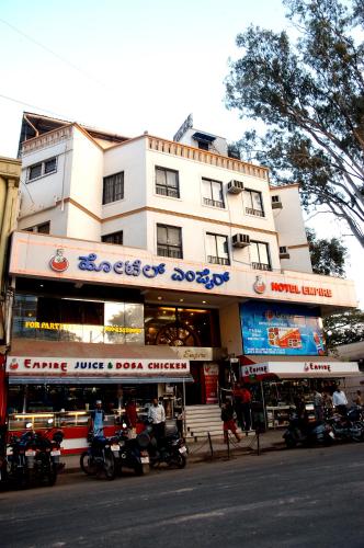 Hotel Empire Central Street – Bangalore, MN