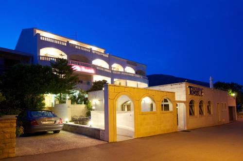 Entree, Villa Daniela in Brač