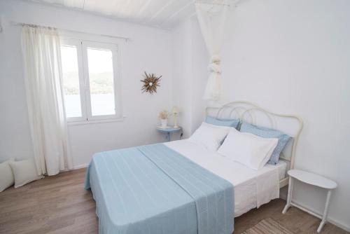 Cavos Seaside House